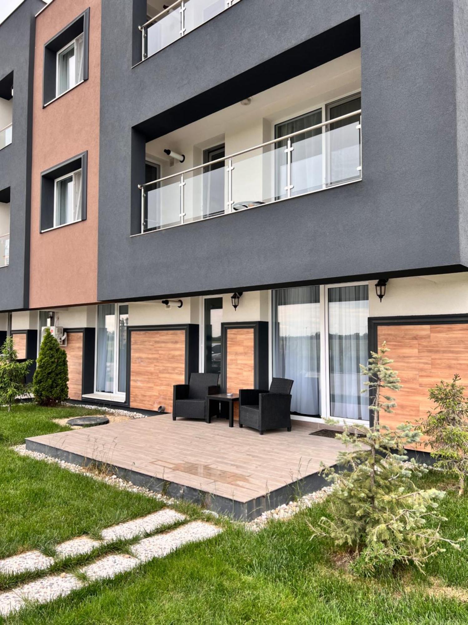 Sun Apartments Otopeni Eksteriør bilde